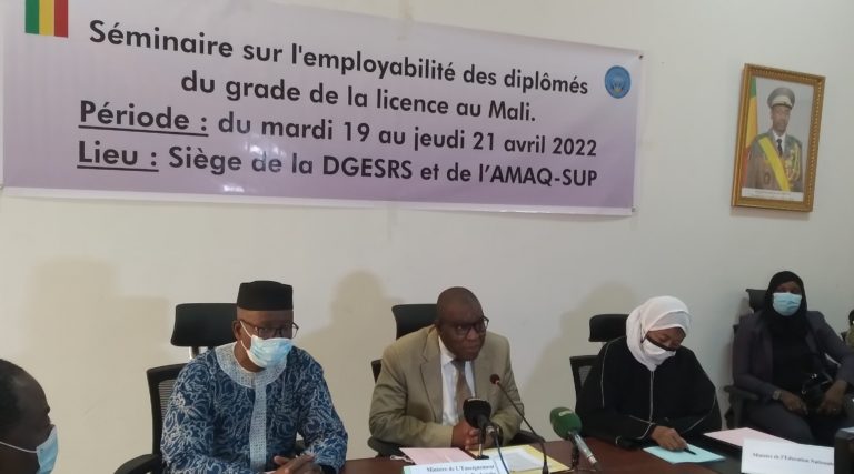Enseignement Supérieur : Lancement d’un seminaire visant à pallier à la problématique de l’employabilité des diplômés du grade de la licence au Mali