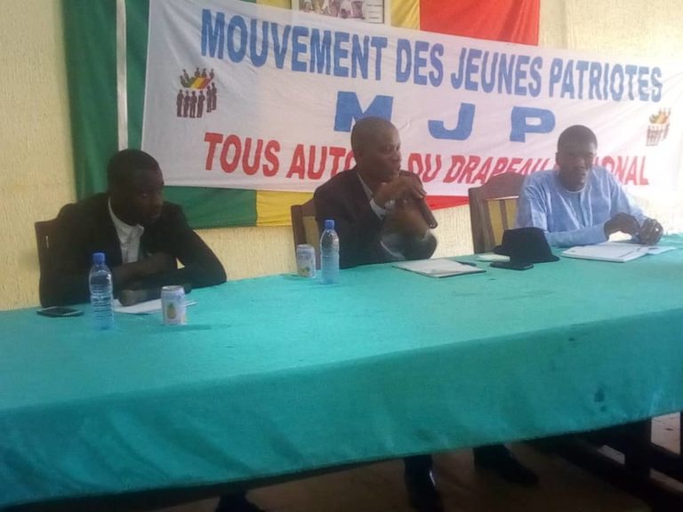 Célébration de l’indépendance du Mali : Fidèle à la conviction du Président Modibo KEITA, le Mouvement des Jeunes Patriotes ne reste pas en marge des activités du 59e anniversaire de la République du Mali