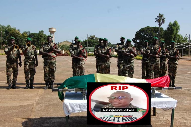 Police militaire : Le Mali rend un dernier hommage au sergent-chef Waly Keïta arraché à l’affection de tous par suite d’une courte maladie le mardi 29 octobre à l’hôpital du Point-G