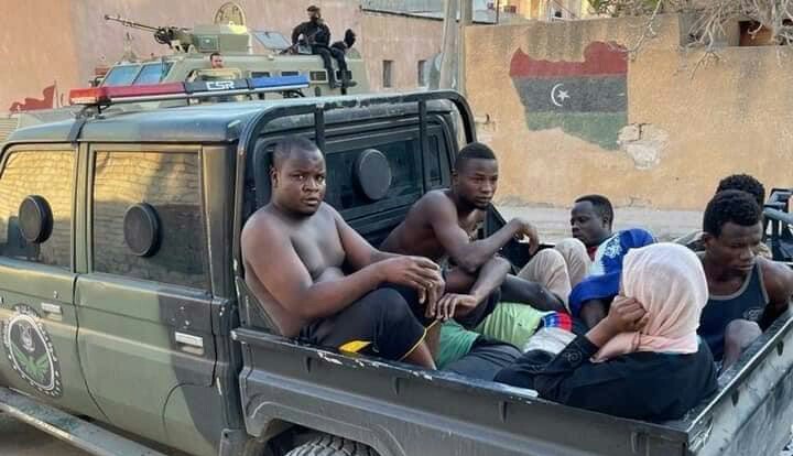 Libye: des maliennes et maliens sous tortures de « soldats » libyens appellent le Président Assimi GOÏTA au secours