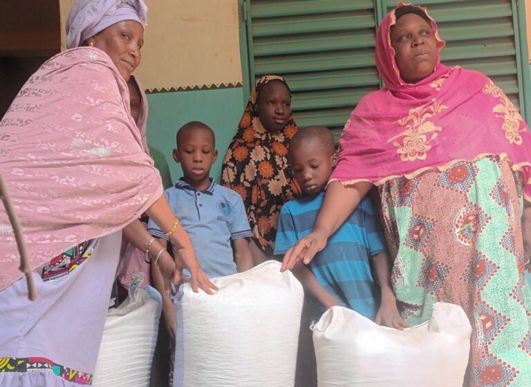 HUMANITAIRE : L’ONG Ko-Falen vole au secours des démunis de Boulkassoumbougou Kouloubleni et Titibougou