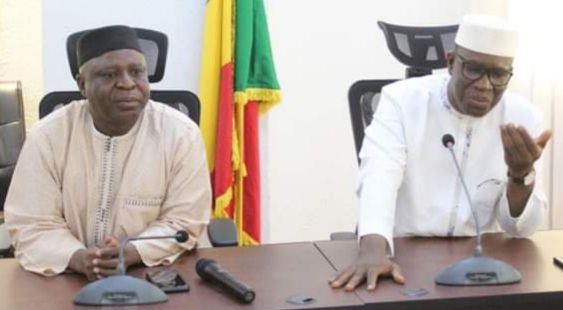 MESRS : Pr. Amadou Keita passe le témoin à Pr. Bouréma Kansaye