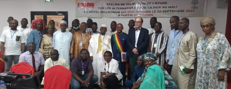 Résolution de la crise sécuritaire au Mali : le CARED en partenariat avec la Fondation Rosa Luxemburg (RLS) contribue avec la production de trois rapports.