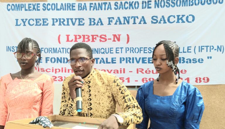 NOSSOMBOUGOU/Kolokani : La journée Culturelle du Complexe Scolaire Ba Fanta Sacko, un cadre de récompense du mérite