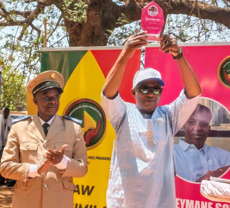 Reconnaissance : M. Souleymane Sow, le PDG de Nila Toulel distingué meilleur opérateur économique de l’année 2025