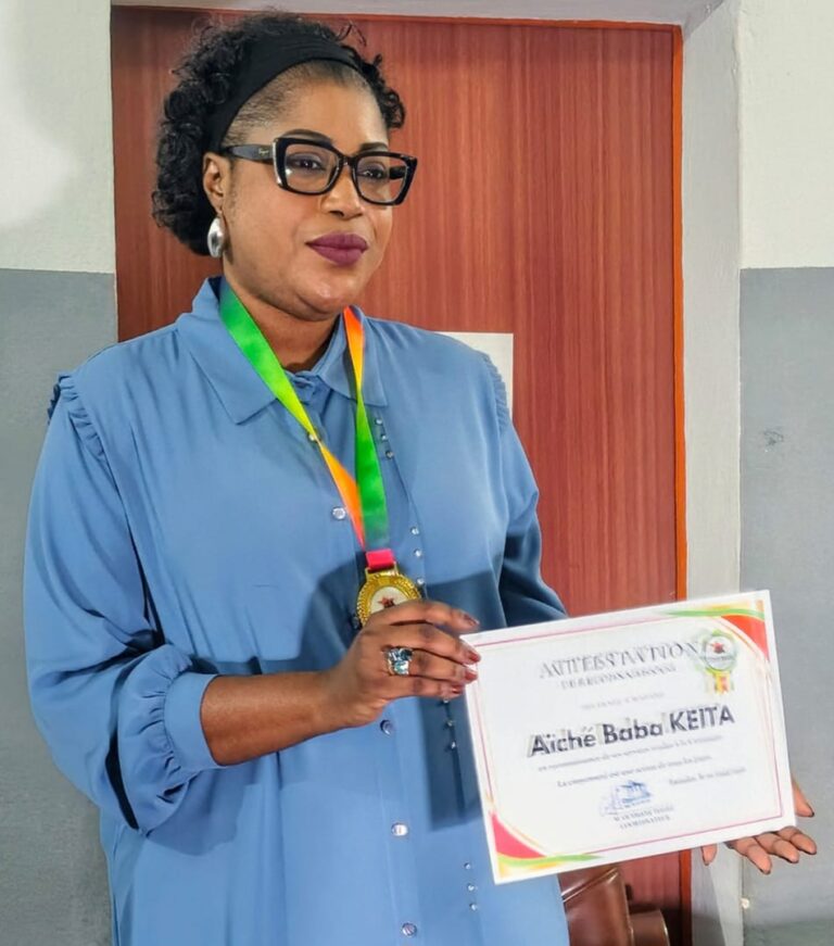 Commune V : Hommage solennel à Mme Aïché Baba KEÏTA, une figure inspirante du citoyennisme
